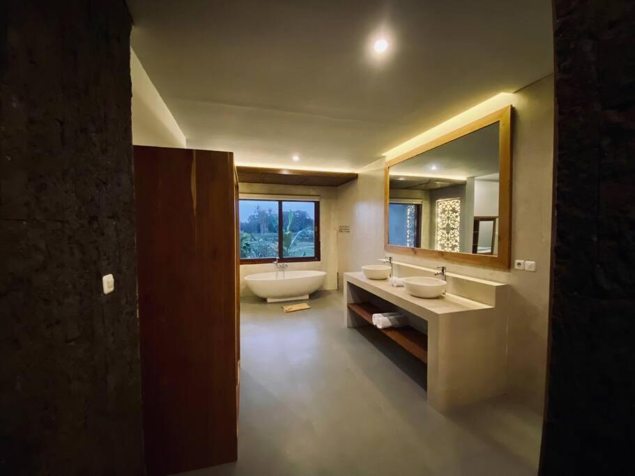 Villa Dewa Dewi 2 Ubud Exteriör bild